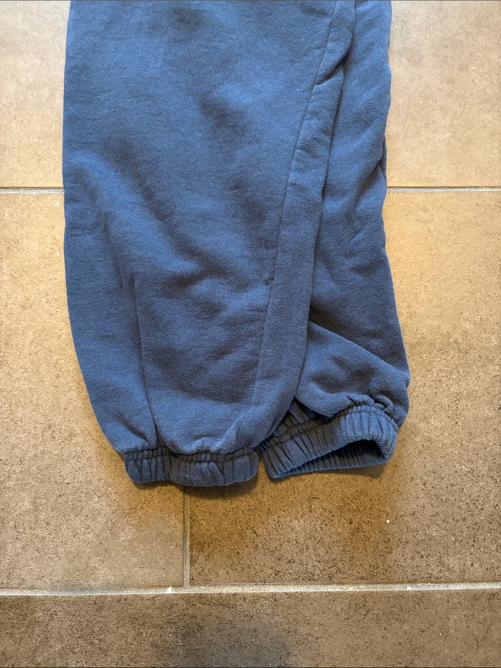 ALO Yoga Women's Navy Hoodie and Joggers Set - Picture 3 of 3